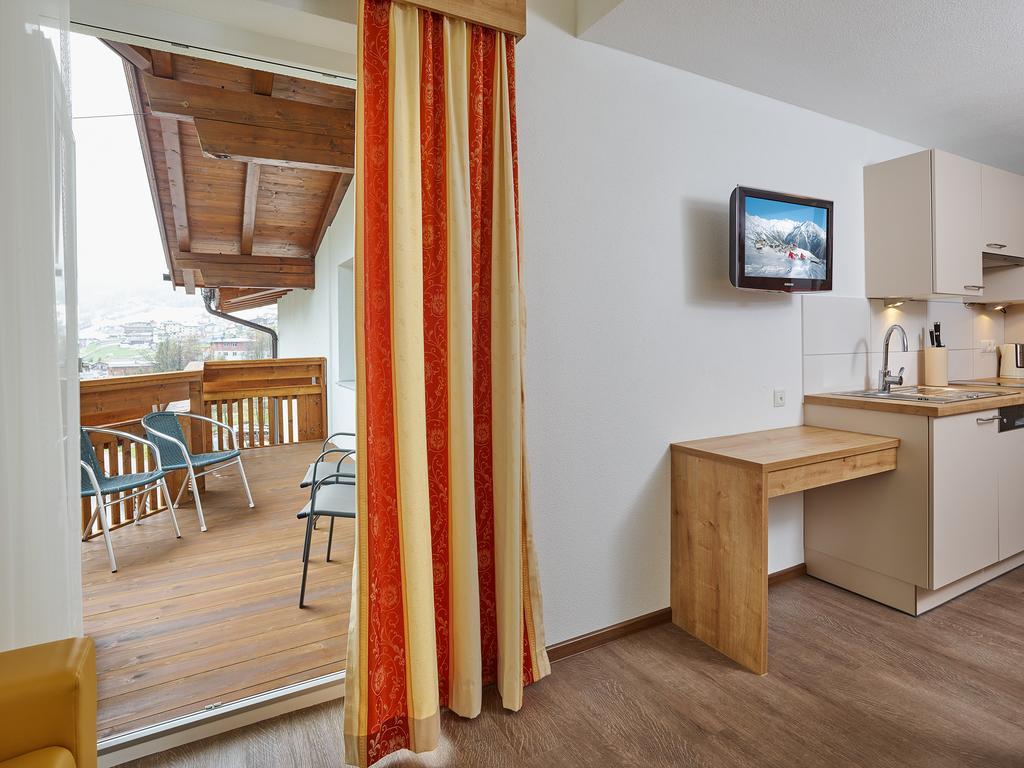 Appartement Gaestehaus Bergkristall Sölden Esterno foto