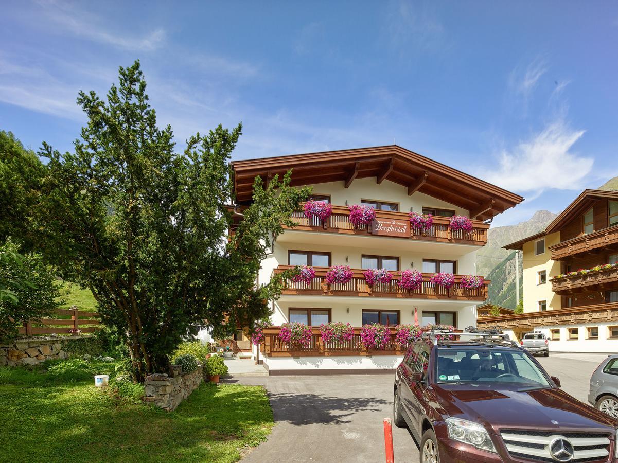 Appartement Gaestehaus Bergkristall Sölden Esterno foto