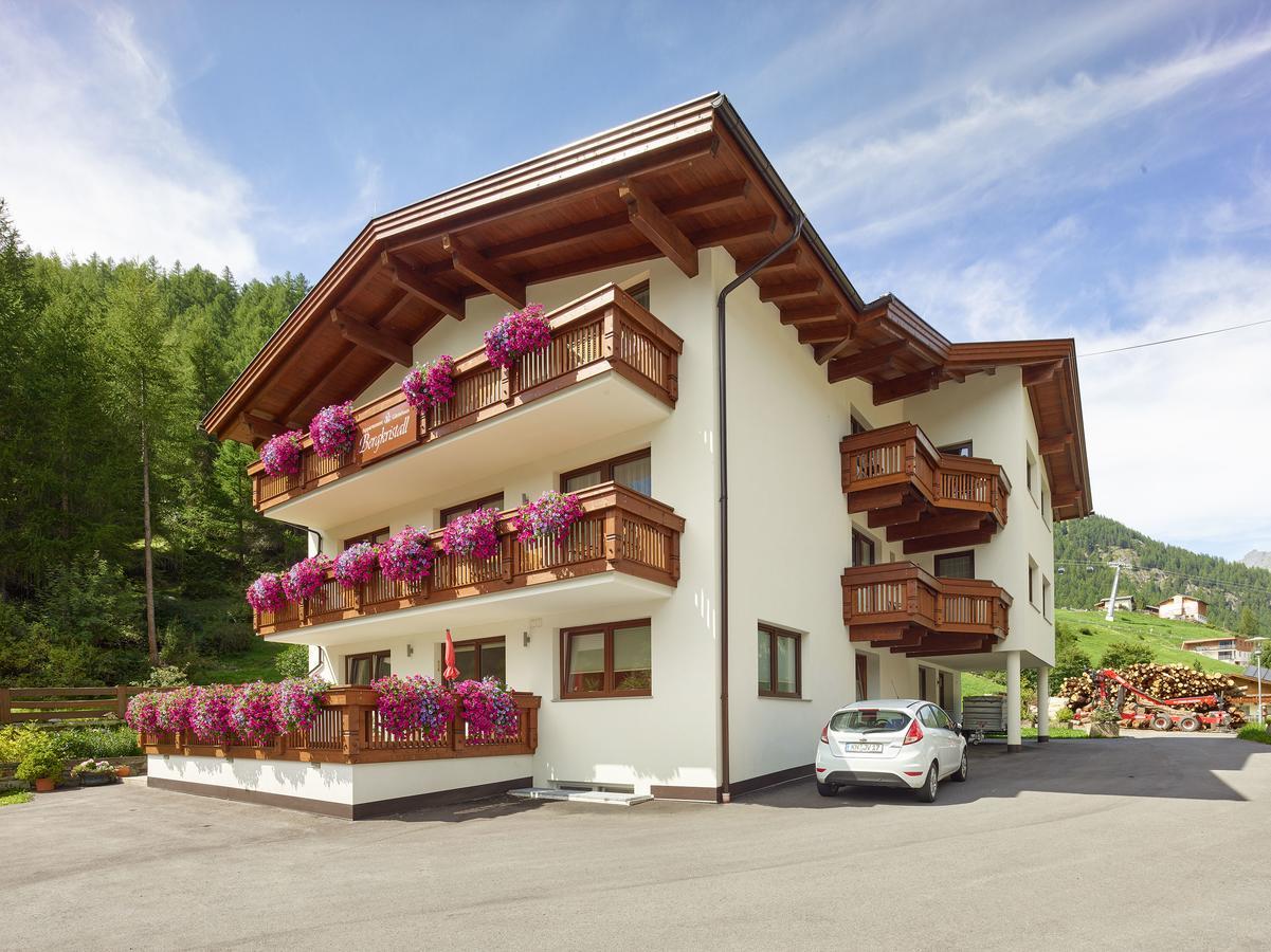 Appartement Gaestehaus Bergkristall Sölden Esterno foto